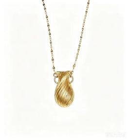 Hollow Vase Pendant Necklace