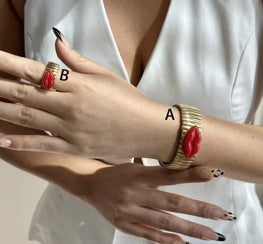 Red Lip Ring Bracelet Set - Gold
